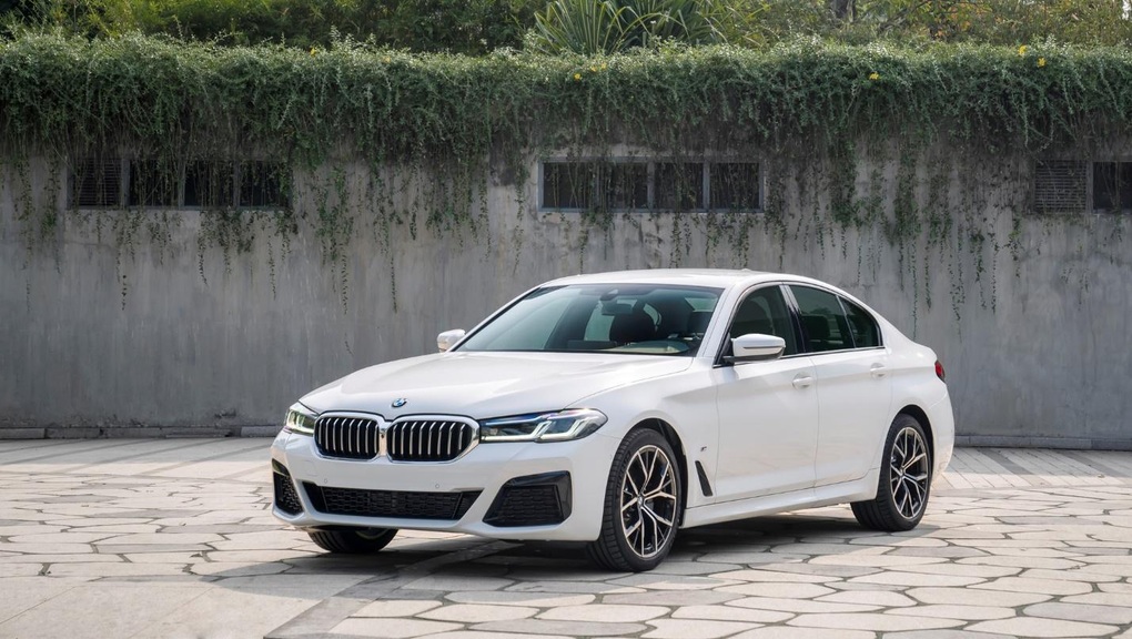 BMW 5-Series 2024 ra mắt tại Trung Quốc, sang xịn hơn bản quốc tế - 7 BMW 5-Series 2024 ra mắt tại Trung Quốc, sang xịn hơn bản quốc tế - 7