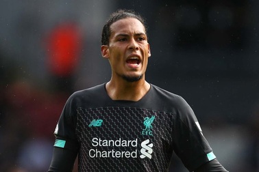 Đội hình tiêu biểu vòng 7 Premier League: Bức tường của Liverpool