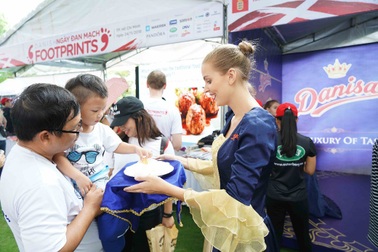 Cùng Danisa trải nghiệm văn hoá tặng quà tri ân tại Ngày Đan Mạch 2018