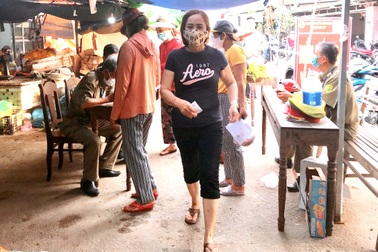 Thừa Thiên Huế lần đầu áp dụng tem phiếu đi chợ