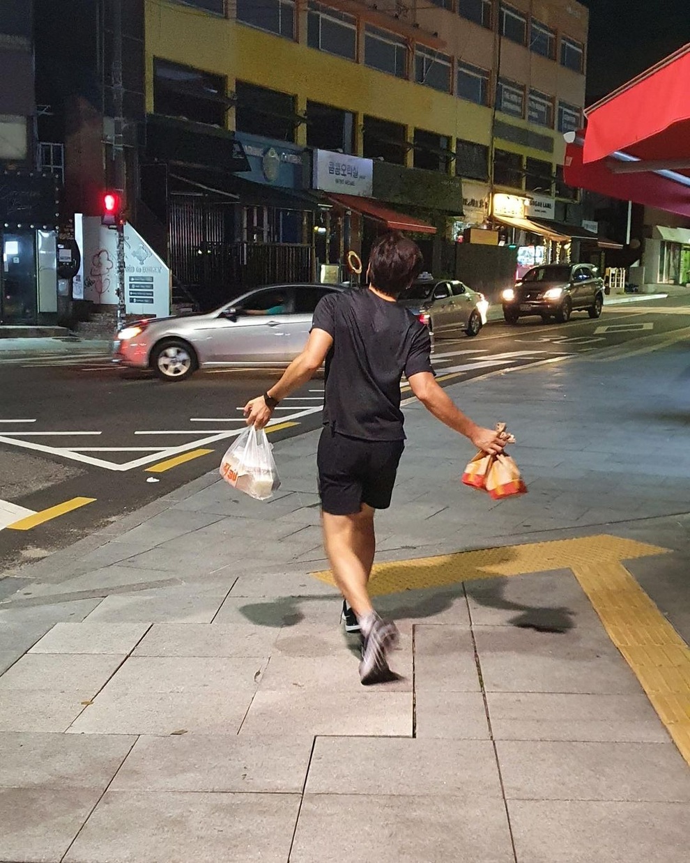 Phát sốt với niềm hạnh phúc một năm mới có một lần của Bi Rain - 3 Phát sốt với niềm hạnh phúc một năm mới có một lần của Bi Rain - 3