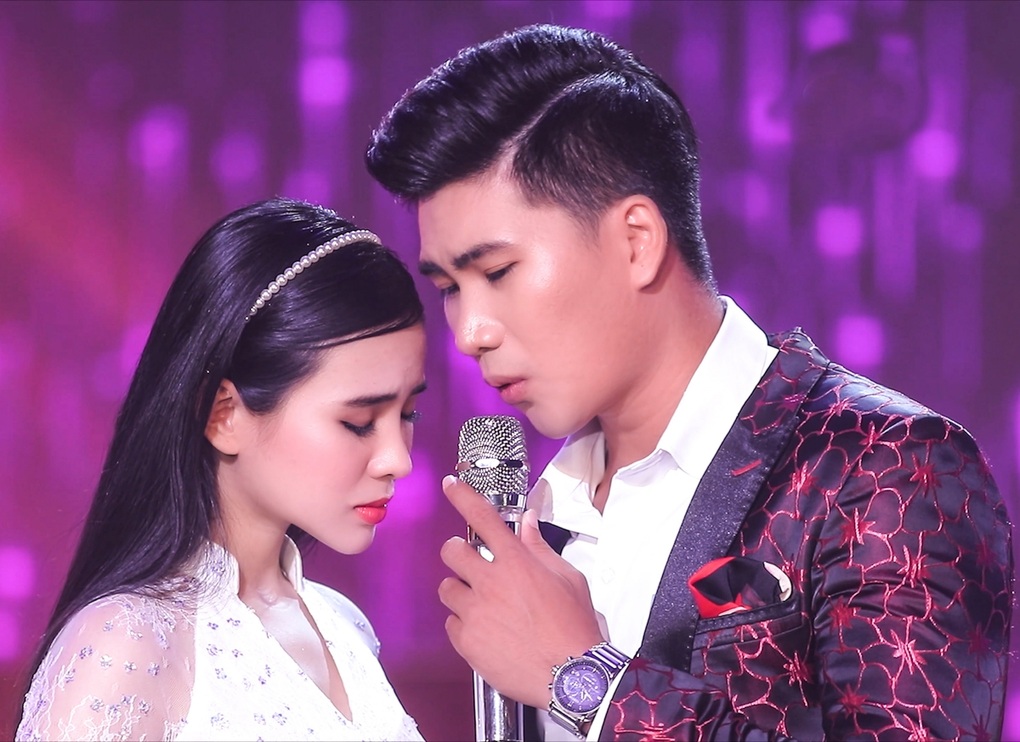 តើជីវិតរបស់ bolero angel Quynh Trang ពេលនេះទៅជាយ៉ាងណា? - ១ Cuộc sống thiên thần bolero Quỳnh Trang giờ ra sao? - 1