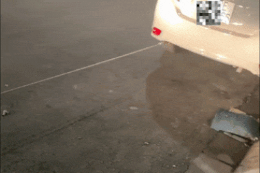 Dùng cáp kéo xe đang đỗ và "cuộc chiến" không hồi kết giữa chủ nhà, tài xế