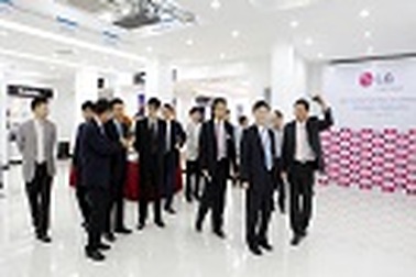Khai trương trung tâm trưng bày điều hòa thương mại LG tại Hà Nội