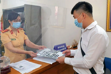Từ ngày mai, Công an Hà Nội đăng ký xe tại 183 xã, thị trấn