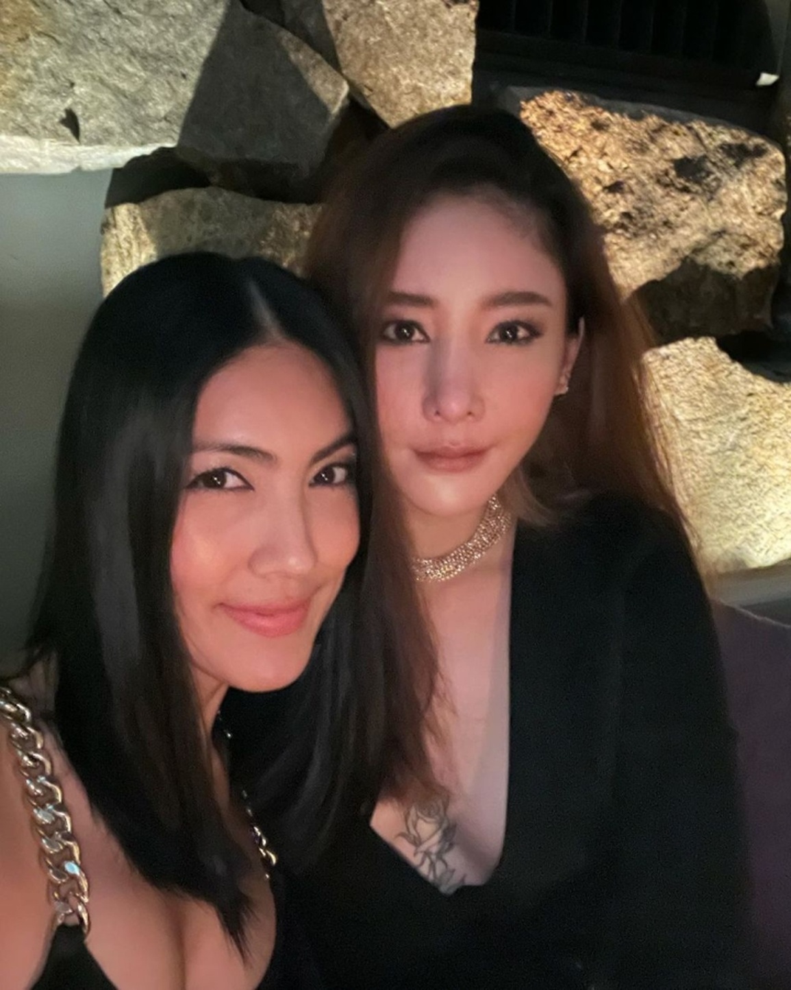 Vụ minh tinh Thái tử nạn: Mô phỏng hiện trường, một đối tượng đòi xóa video - 6 Vụ minh tinh Thái tử nạn: Mô phỏng hiện trường, một đối tượng đòi xóa video - 6
