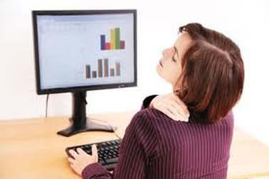 Gần 50% dân văn phòng có nguy cơ “lão hóa sớm”