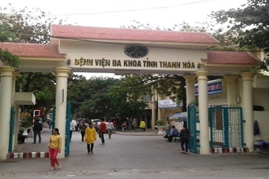 Bệnh viện Đa khoa Thanh Hóa liên tiếp bổ nhiệm lãnh đạo có bằng tại chức