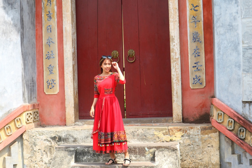 Du khách “xúng xính” check-in Hội An những ngày đầu năm mới - 9