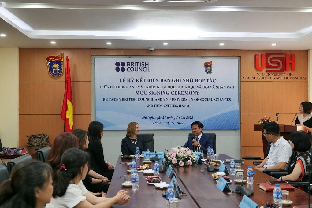 Trường ĐH Khoa học Xã hội và Nhân văn hợp tác cùng Hội đồng Anh tổ chức thi cấp chứng chỉ IELTS tại trường - 2 Trường ĐH Khoa học Xã hội và Nhân văn hợp tác cùng Hội đồng Anh tổ chức thi cấp chứng chỉ IELTS tại trường - 2