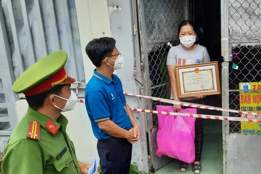 TPHCM: 1.000 người nghèo từ chối nhận hỗ trợ đợt 3, nhường người khổ hơn