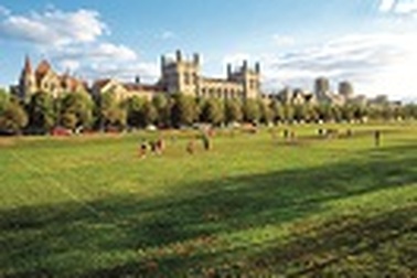 Chương trình hè tại Trường Đại học Chicago