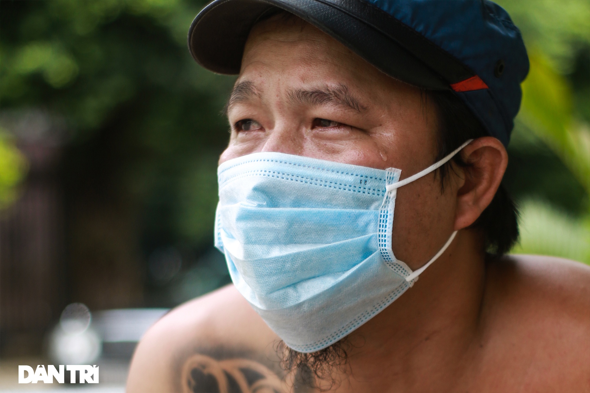 Minh Râu không sin ai và lời thú nhận làm từ thiện để cứu rỗi chính mình - 18 Minh Râu không sin ai và lời thú nhận làm từ thiện để cứu rỗi chính mình - 18