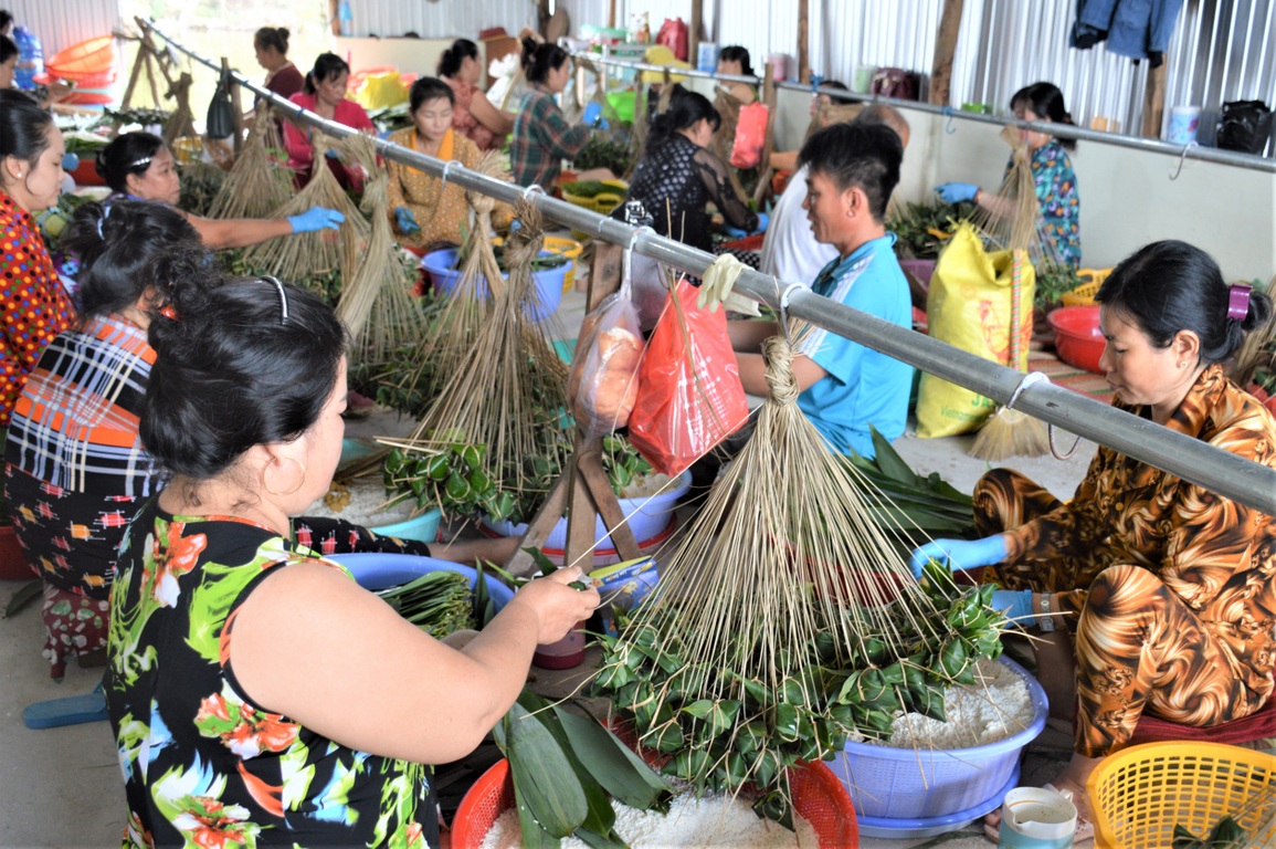 Gói bánh ú lá tre dịp Tết Đoan ngọ, một ngày làm, bỏ túi tiền triệu - 5 Gói bánh ú lá tre dịp Tết Đoan ngọ, một ngày làm, bỏ túi tiền triệu - 5