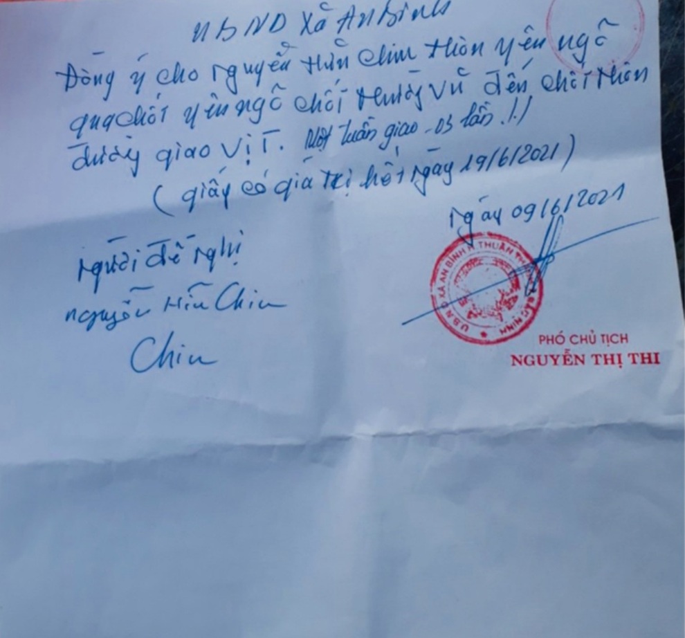 Bắc Ninh: Đình chỉ chủ tịch xã ký giấy cho dân đi chợ trong vùng dịch - 1 Bắc Ninh: Đình chỉ chủ tịch xã ký giấy cho dân đi chợ trong vùng dịch - 1