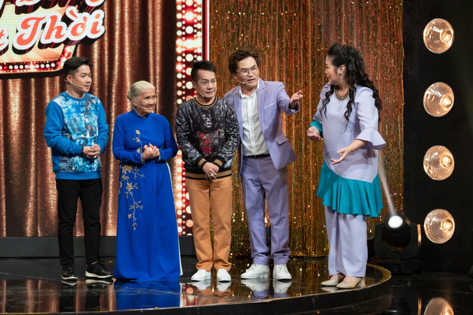 NSND Hồng Vân, Minh Nhí khóc hết nước mắt nhớ cố nghệ sĩ Lê Bình, Anh Vũ - 7