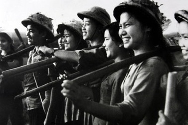 Thanh niên xung phong tham gia kháng chiến được hưởng trợ cấp 