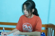 Lỡ thi tốt nghiệp THPT, nữ sinh đỗ thủ khoa, trúng tuyển 5 trường đại học