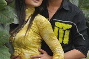 Diệu Hương và lần đầu tiên hôn MC Danh Tùng