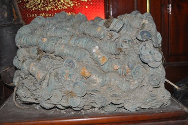 Gặp "tỷ phú" sở hữu kho tiền cổ nặng 6 tấn