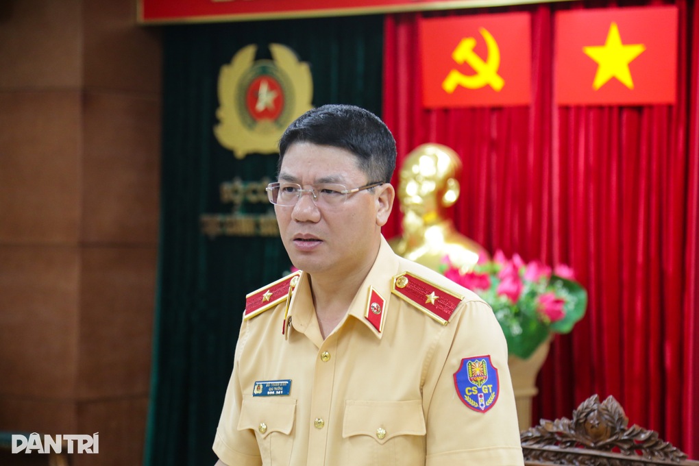 Cục trưởng CSGT nói về việc xe to phải đền xe bé khi xảy ra tai nạn - 1 Cục trưởng CSGT nói về việc xe to phải đền xe bé khi xảy ra tai nạn - 1