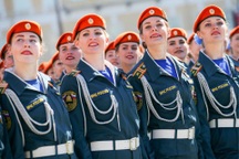 Vẻ đẹp của những "bông hồng thép" Nga trong lễ duyệt binh