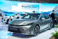 Doanh số chững lại, Toyota Camry được hãng và đại lý ưu đãi 150 triệu