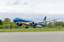 Vietnam Airlines tăng tần suất khai thác “siêu máy bay” chặng Hà Nội - TP. HCM