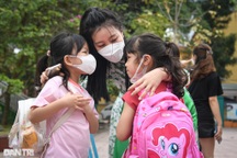 Bí thư Thành ủy Hà Nội: "Bình thường mới" nhưng không chủ quan