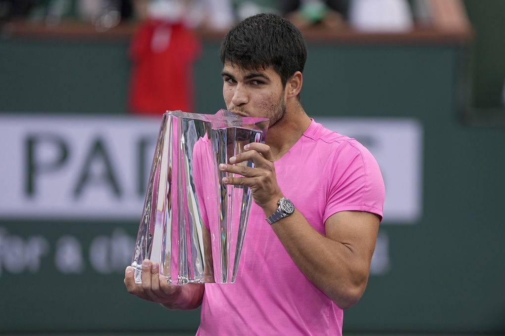Carlos Alcaraz chịu áp lực lớn trước thềm Miami Open - 1 Carlos Alcaraz chịu áp lực lớn trước thềm Miami Open - 1