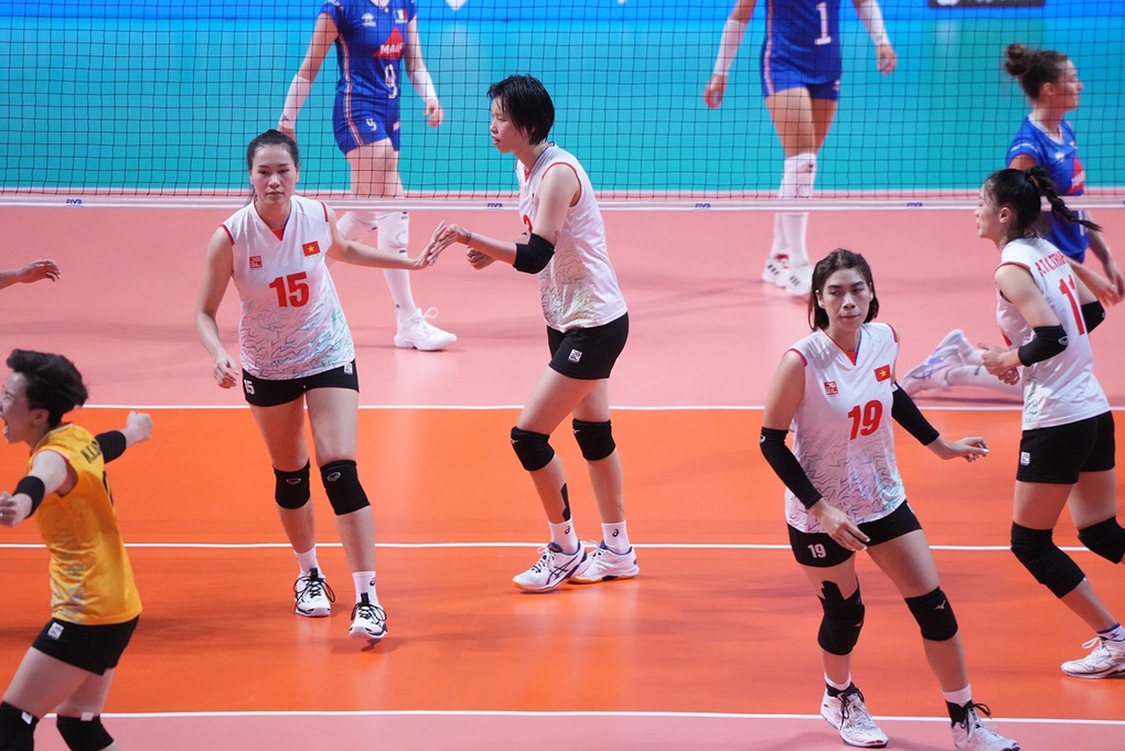 Tuyển bóng chuyền nữ Việt Nam thua Pháp trong trận đấu lịch sử - 1 Tuyển bóng chuyền nữ Việt Nam thua Pháp trong trận đấu lịch sử - 1
