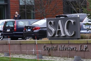 Mỹ: Án phạt kỷ lục gần 13.000 tỷ đồng cho tội giao dịch nội gián