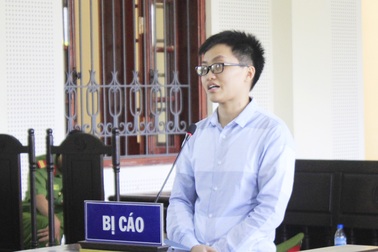 Án tù cho cô gái chuyển giới lừa đảo