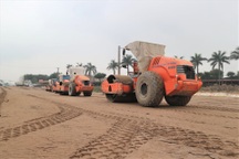 Xử lý nghiêm hành vi găm hàng ép giá vật liệu làm cao tốc Bắc - Nam