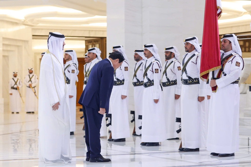 Lễ đón chính thức Thủ tướng Phạm Minh Chính tại Qatar - 5 Lễ đón chính thức Thủ tướng Phạm Minh Chính tại Qatar - 5