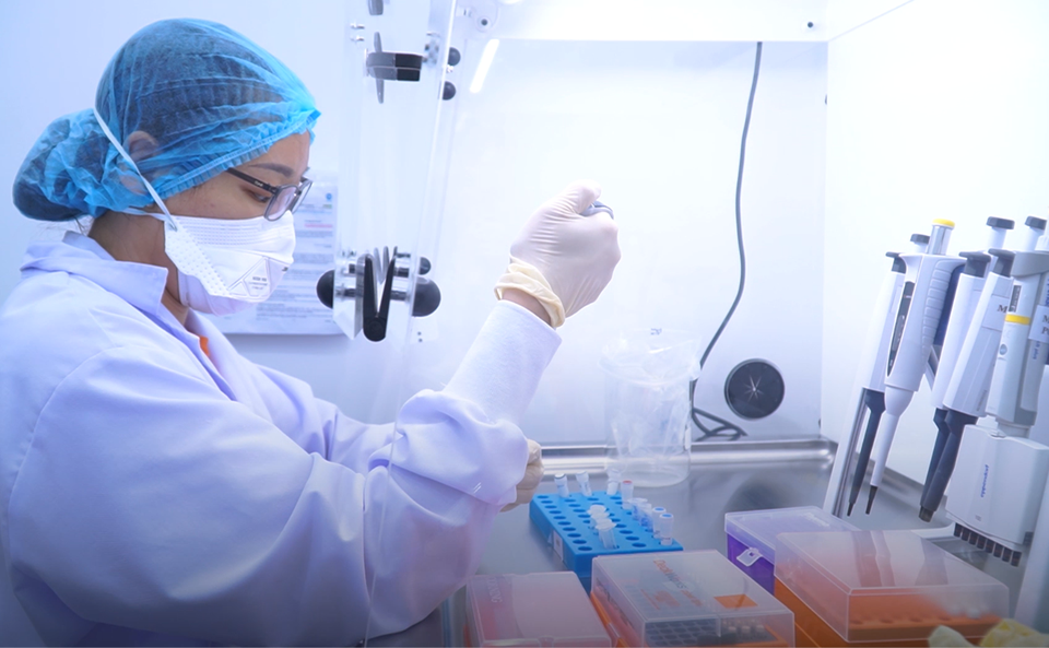 Bên trong khu xét nghiệm Covid-19 giữa tâm dịch Đà Nẵng - 5 Bên trong khu xét nghiệm Covid-19 giữa tâm dịch Đà Nẵng - 5