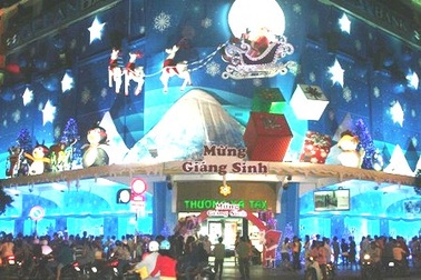 Vui Giáng sinh sớm tại Sài thành 