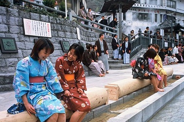 "Suối nước nóng của những phụ nữ đẹp" nổi tiếng tại Nhật