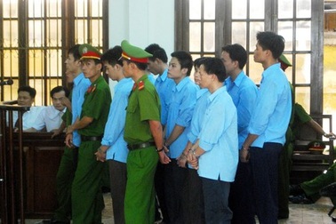 2 bị cáo thoát án tử hình