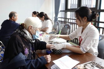 Bước đi mới "hồi sinh" trạm y tế cơ sở