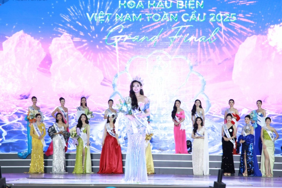 Nguyễn Hoài Phương Anh đăng quang Hoa hậu Biển Việt Nam toàn cầu 2025 - 1