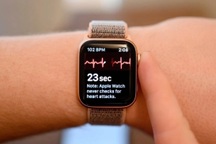 Cô gái thoát chết nhờ Apple Watch