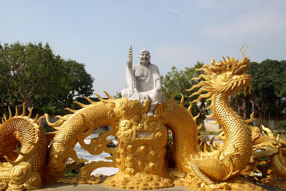 Mãn nhãn với ngôi chùa dát vàng ngay gần Hà Nội - 7 Mãn nhãn với ngôi chùa dát vàng ngay gần Hà Nội - 7