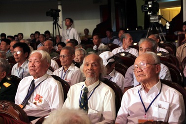 “Thắng lợi trong tư duy nhanh nhạy của Đảng và Chủ tịch Hồ Chí Minh”