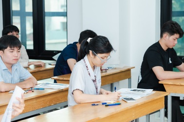 Kỳ thi năng lực bị tố “đạo" đề thi, Đại học Quốc gia TPHCM lên tiếng