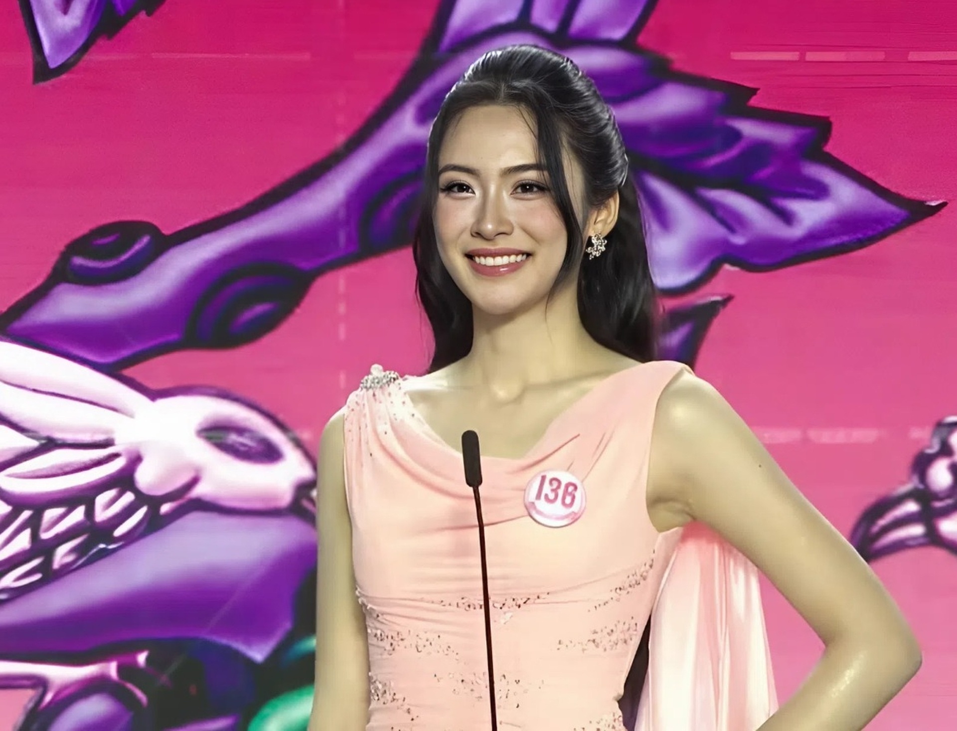 Á hậu Vân Nhi: Mỹ nhân mặt mộc, ngoại hình gây sốt chung kết hoa hậu - 2 Á hậu Vân Nhi: Mỹ nhân mặt mộc, ngoại hình gây sốt chung kết hoa hậu - 2