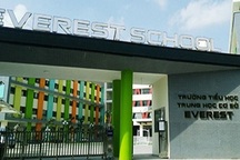 Dịch Covid-19: Trường thu học phí online, phụ huynh "kêu" quá đắt