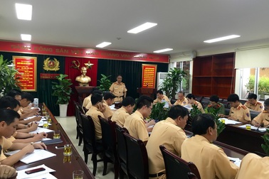 Nghiêm cấm cảnh sát giao thông “cứu” xe vi phạm!