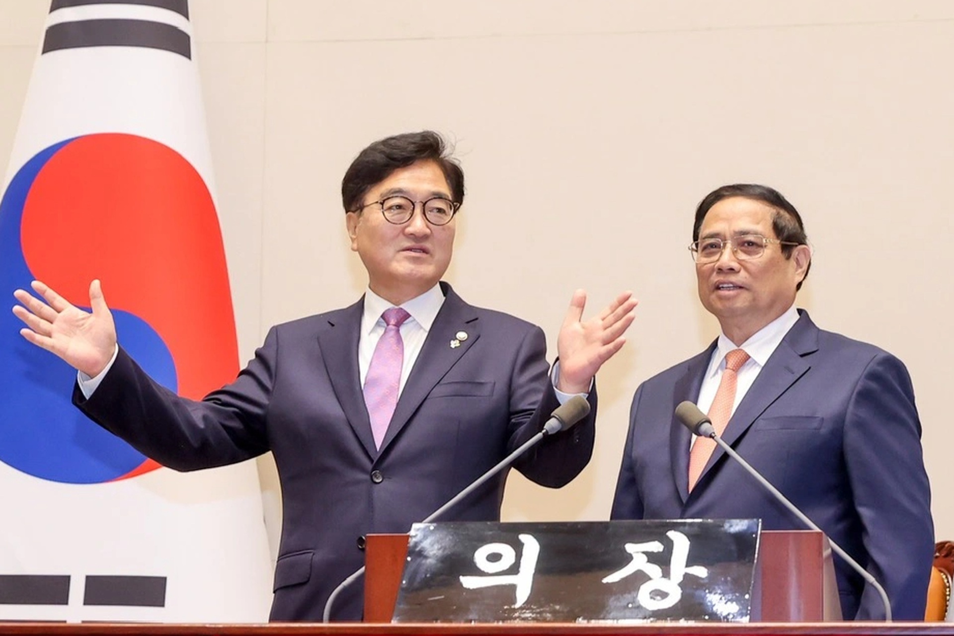 Chuyến thăm đầu tiên và 34 hoạt động của Thủ tướng ở Hàn Quốc - 7