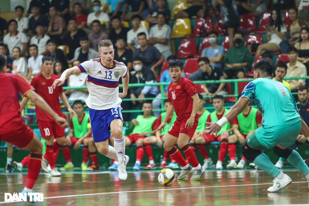 Đội tuyển futsal Việt Nam bất ngờ cầm hòa cựu Á quân thế giới Nga - 2 Đội tuyển futsal Việt Nam bất ngờ cầm hòa cựu Á quân thế giới Nga - 2